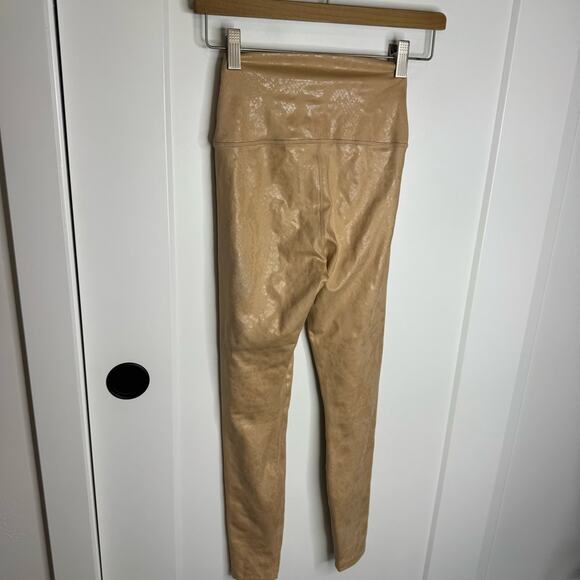 Carbon38 Cream Snake Reptile Metallic Sheen High Rise Leggings Size XS - Picture 6 of 6